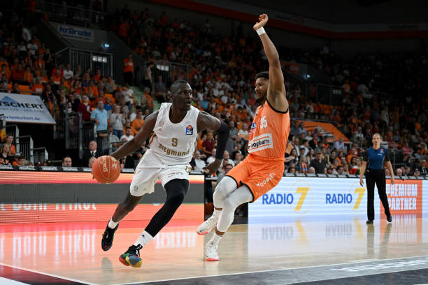 内球员前列 内球员前列