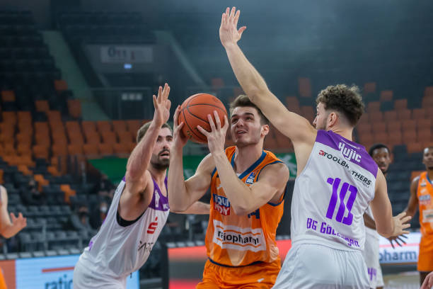 在过去五轮 在过去五轮